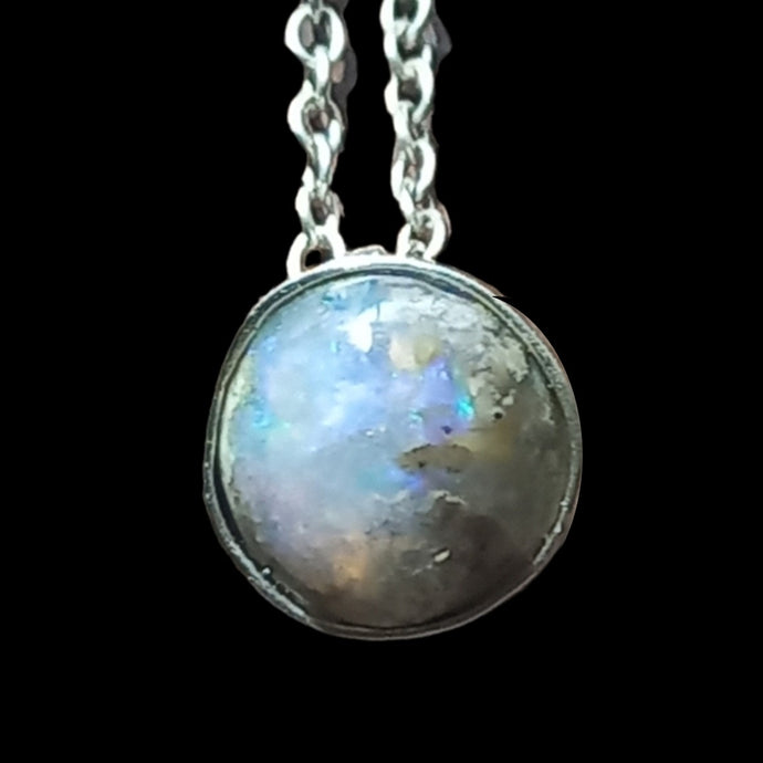 Pendant with opal in andesit matrix