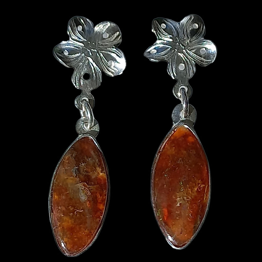 Flower earrings with natural fire opals